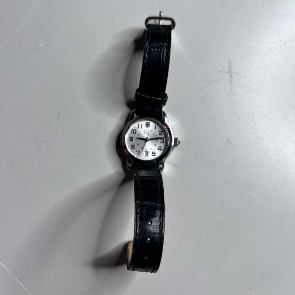 Victorinox Swiss Army 241058 Officers Watch Silver Dial Black Leather‎ Strap